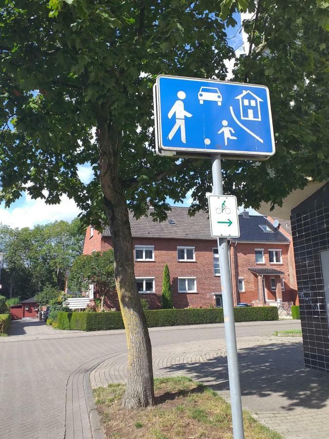 Dat Sottje Huus Wilhelmshaven Exterior photo